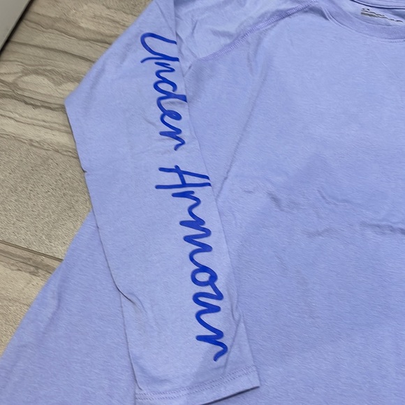 Under Armour Long Sleeve - Picture 2 of 6